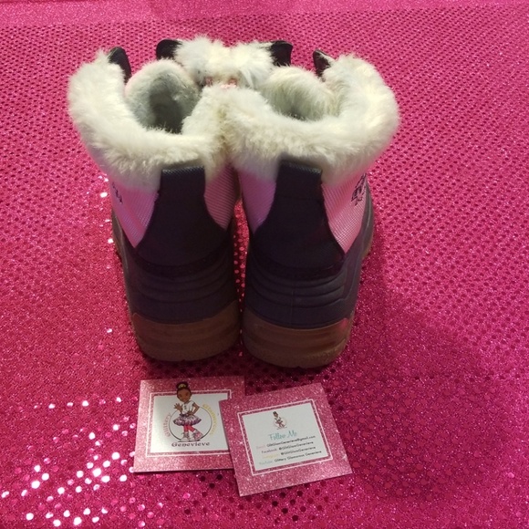Aspen Snow Boots! - Picture 3 of 8